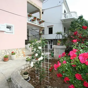  Apartman Radosav